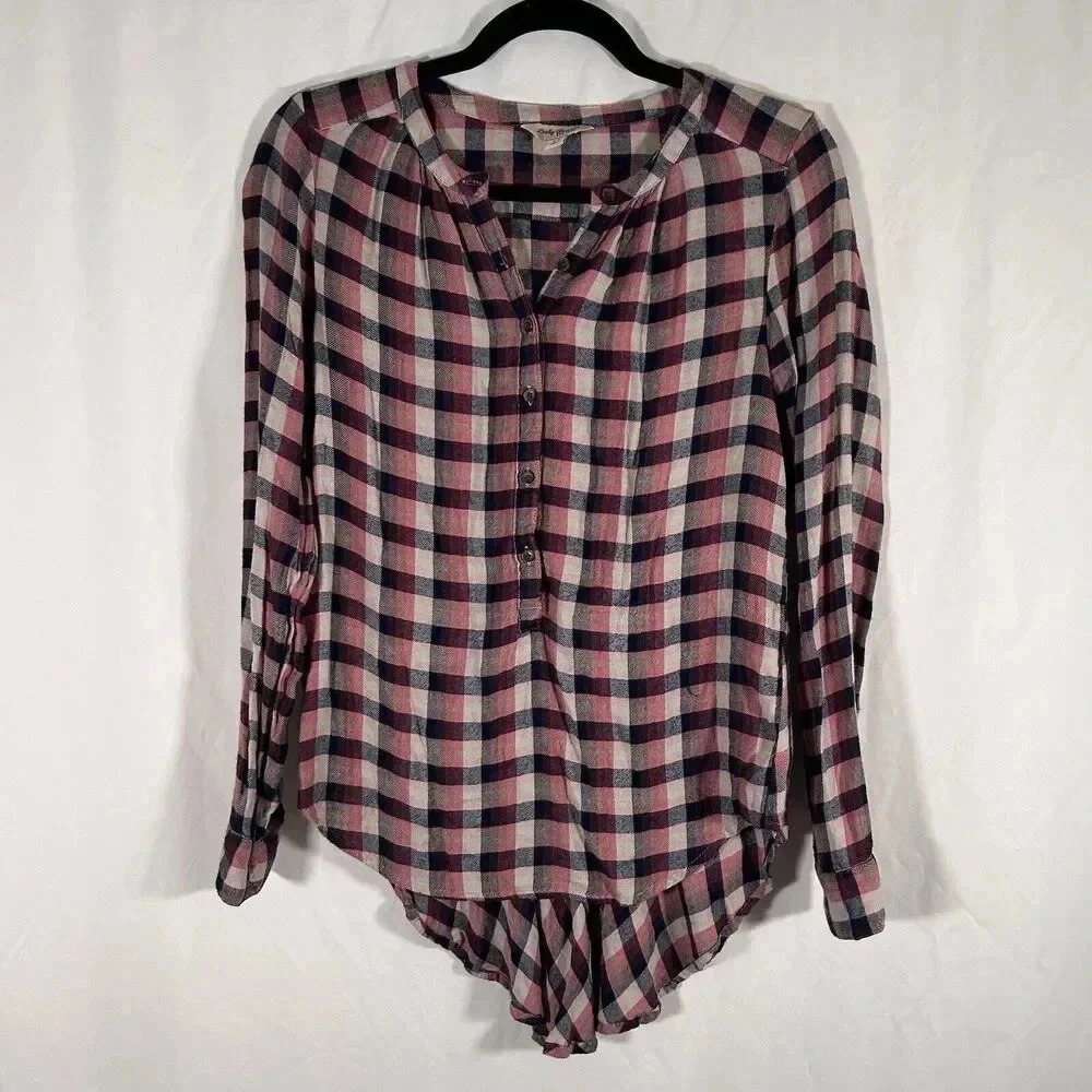 Lucky Brand Blouse Women's XS Pink Red Plaid Round Neck Long Sleeve Rayon